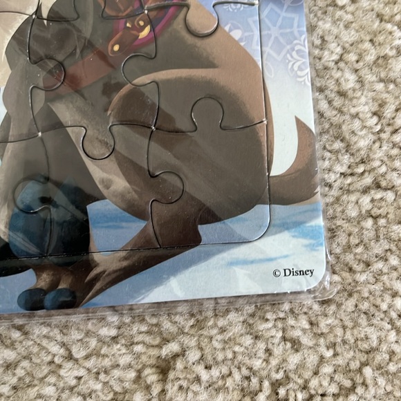 4 Disney Puzzle sets Minnie + Bonus Minnie Ears Party decorations! - Picture 9 of 12